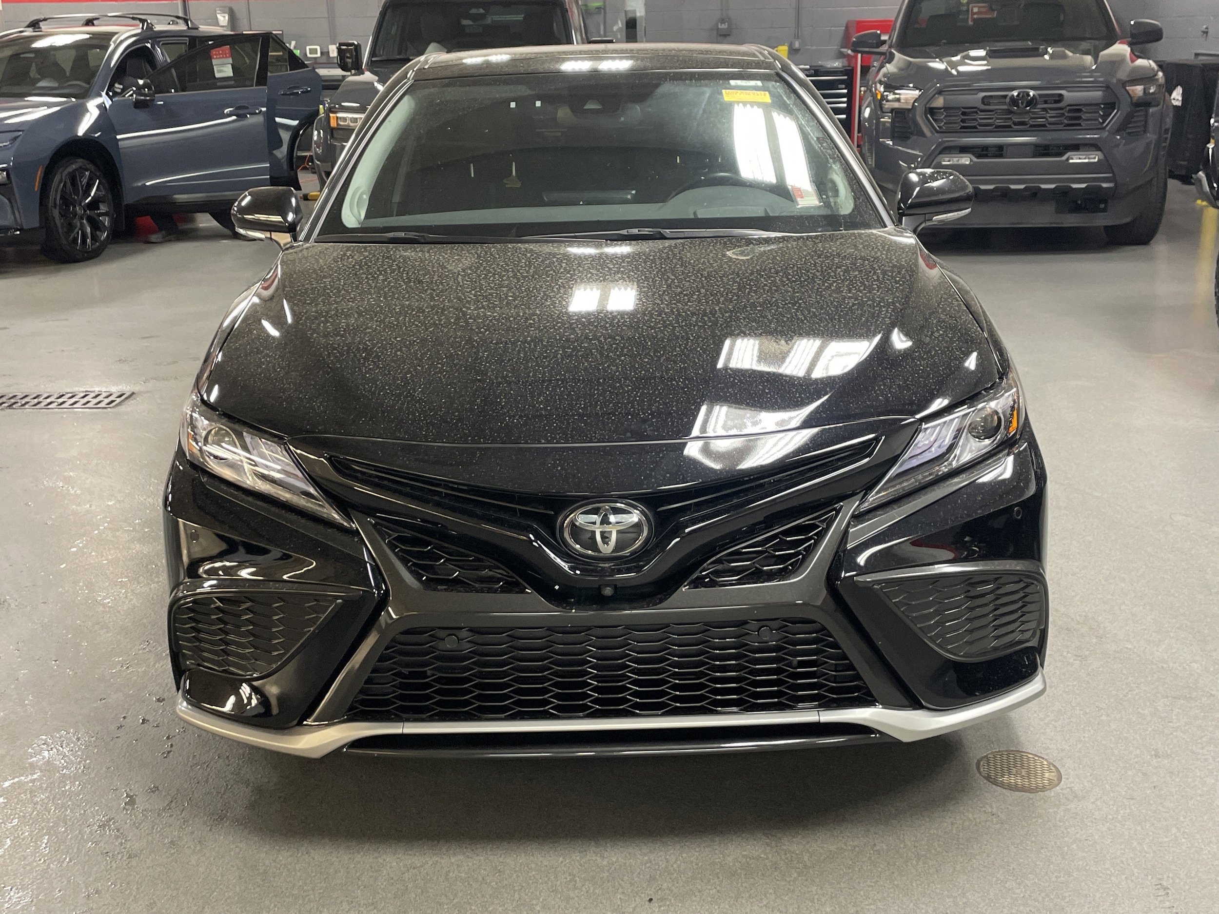 2022 Toyota Camry XSE photo 2