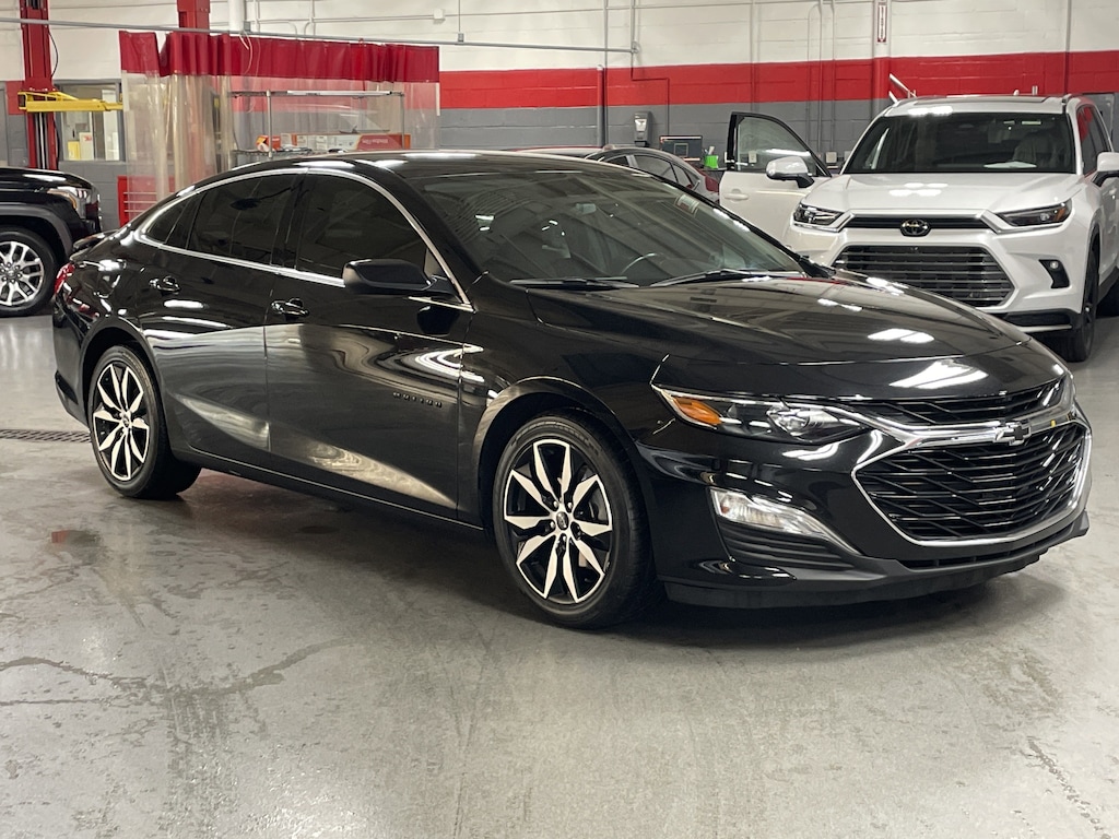 Used 2024 Chevrolet Malibu RS Sedan