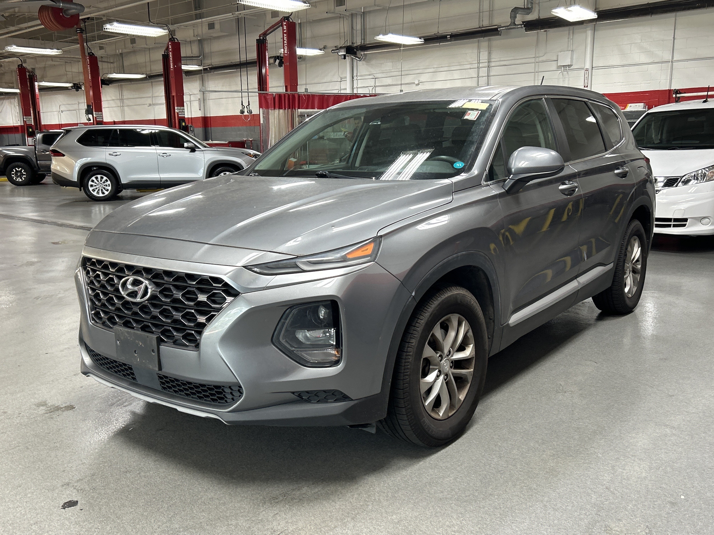 Hyundai Santa Fe SE