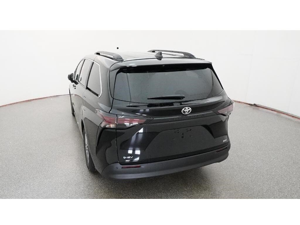 Toyota Sienna XLE