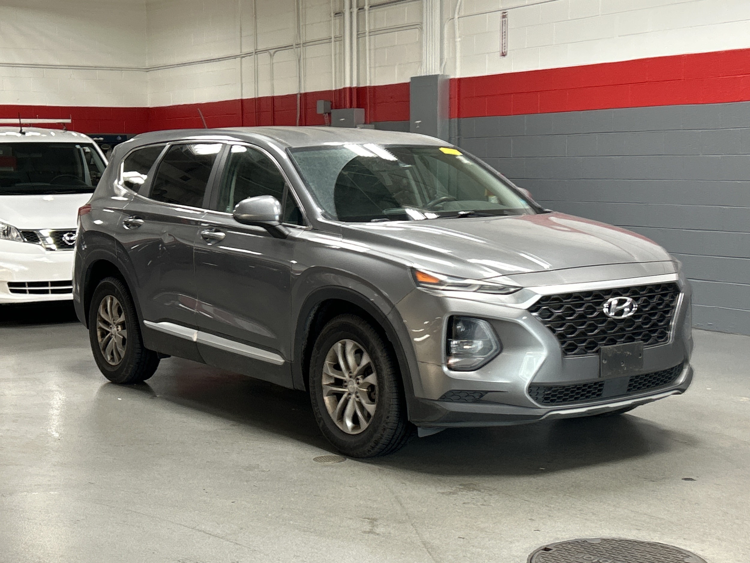 Hyundai Santa Fe SE