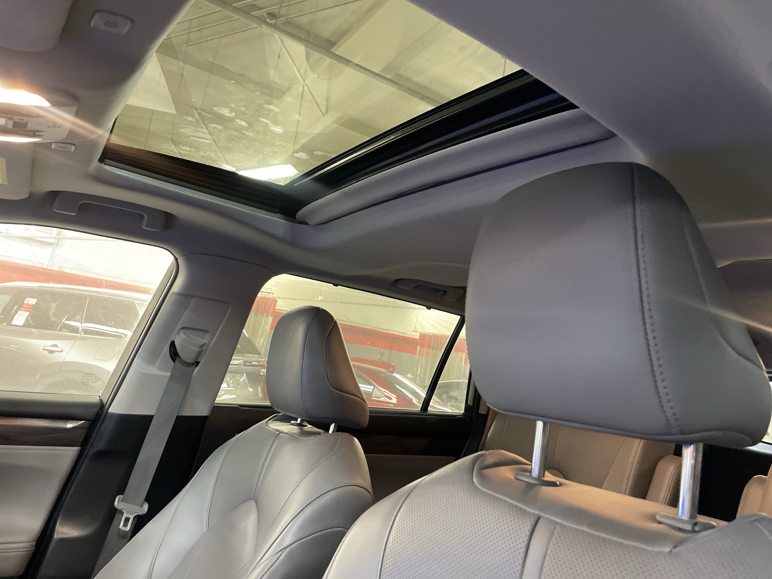 2023 Toyota Highlander Limited photo 6