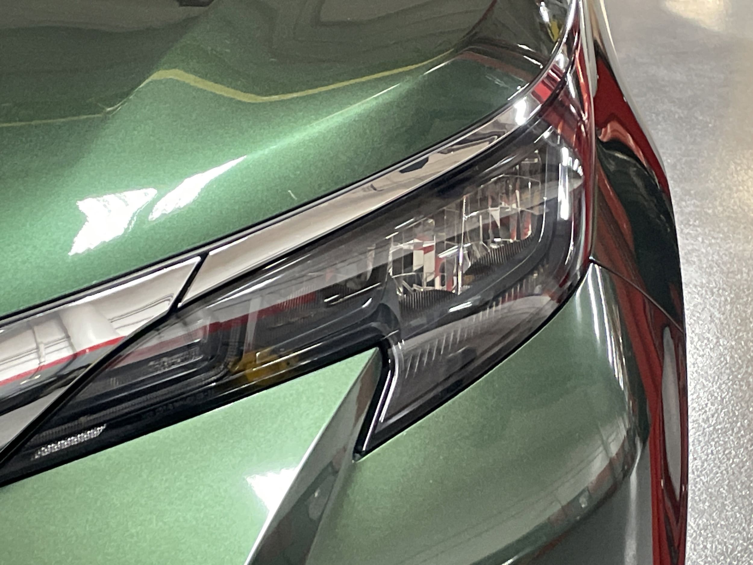 2025 Toyota Sienna XLE photo 4