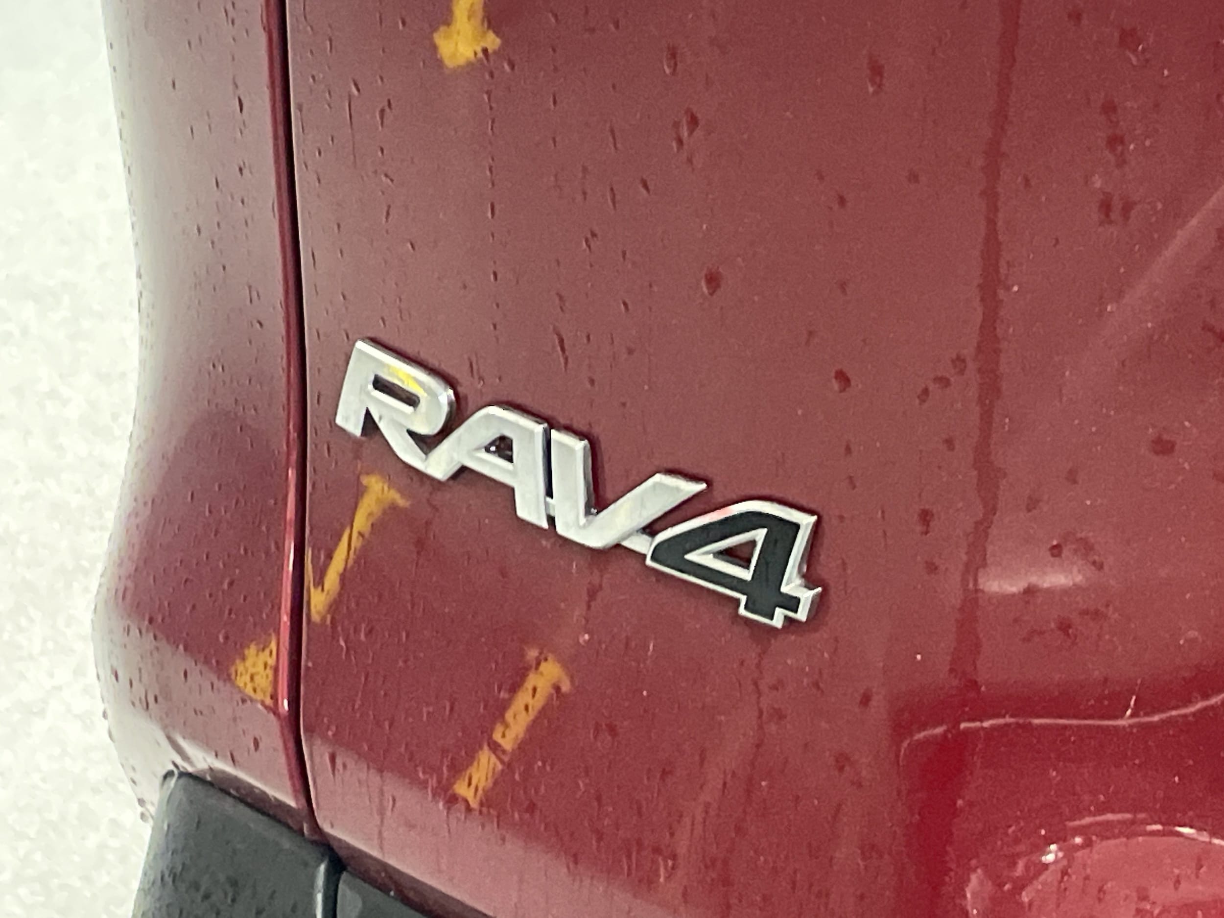 2023 Toyota RAV4 XLE photo 6