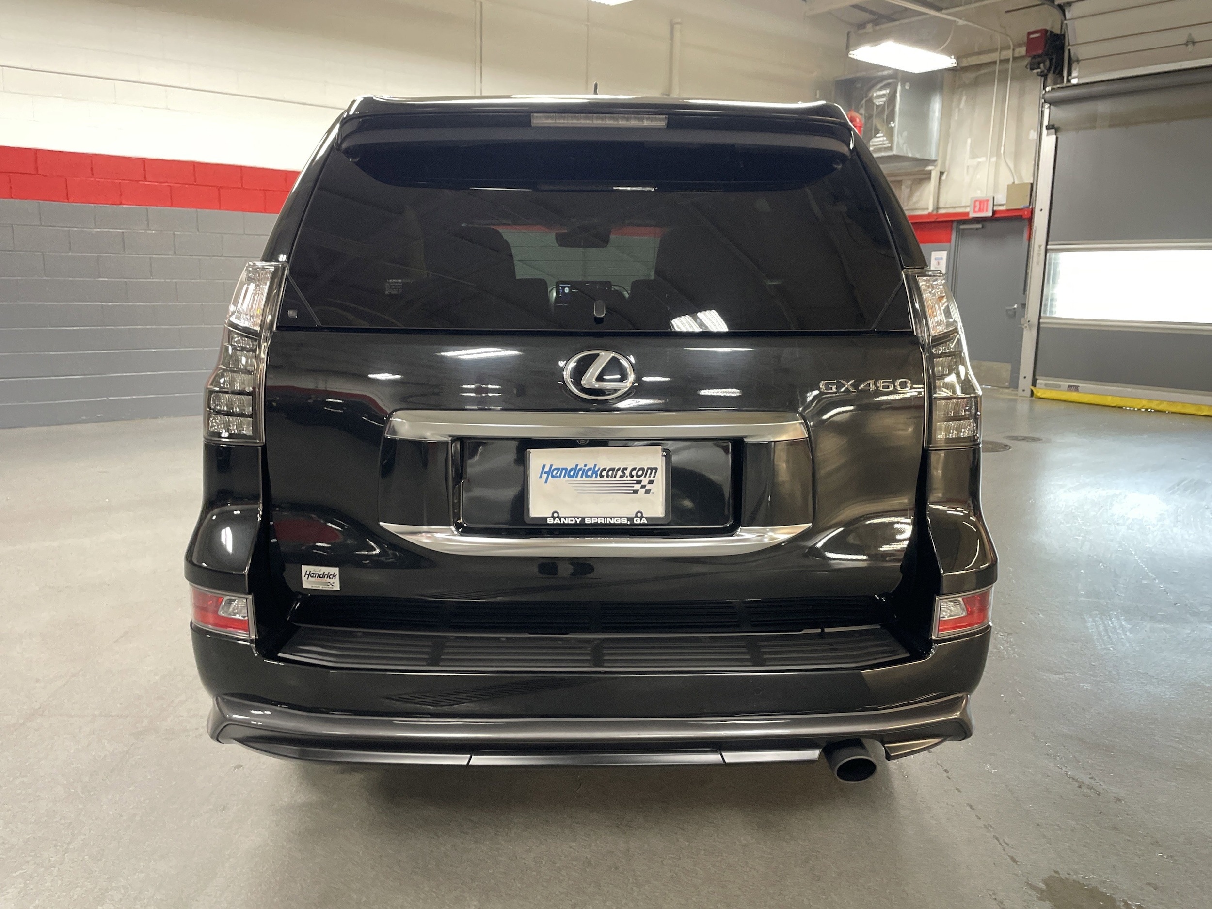 2023 LEXUS GX GX 460 Luxury photo 3