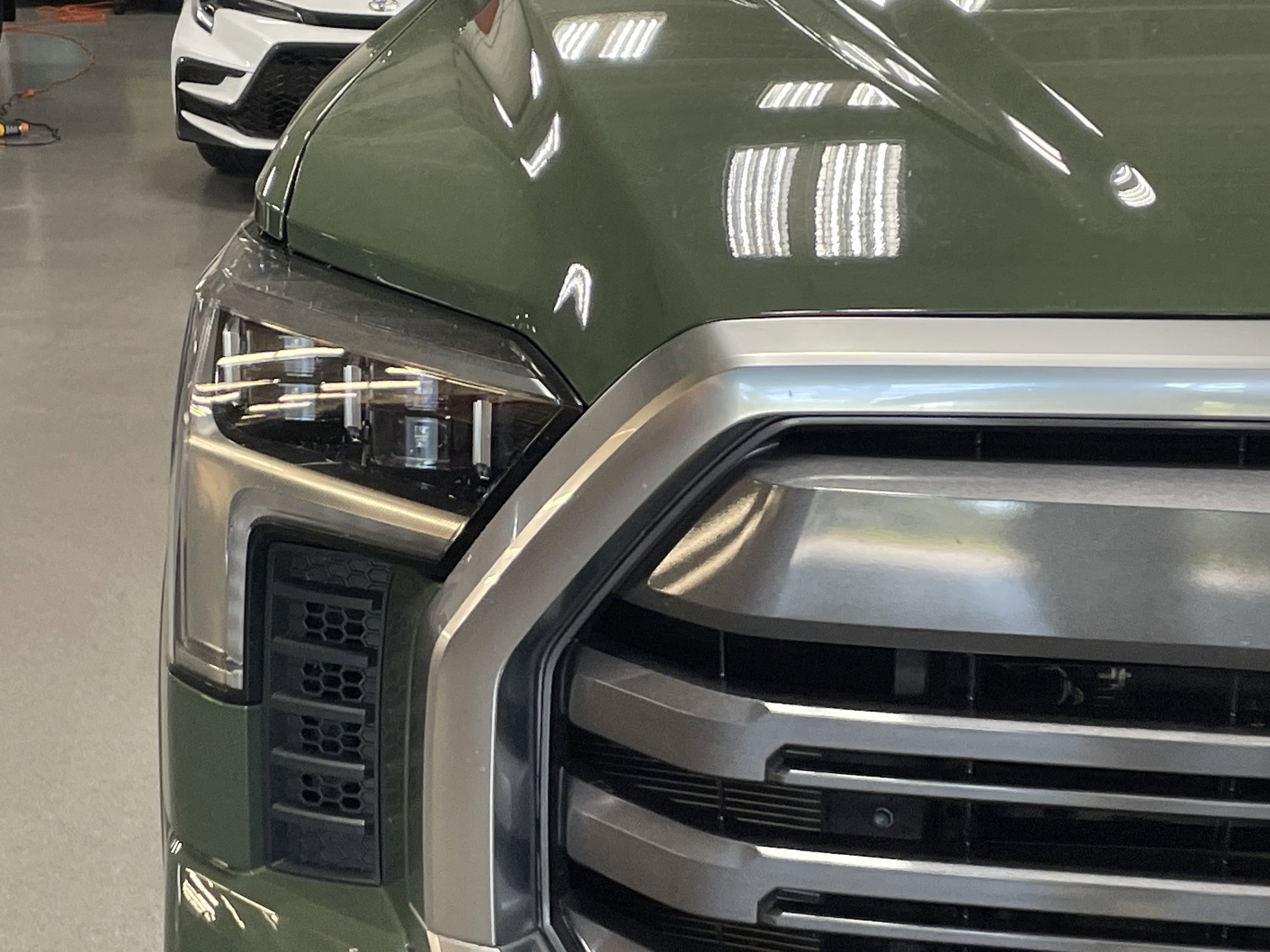2023 Toyota Tundra 2WD Limited Hybrid photo 4