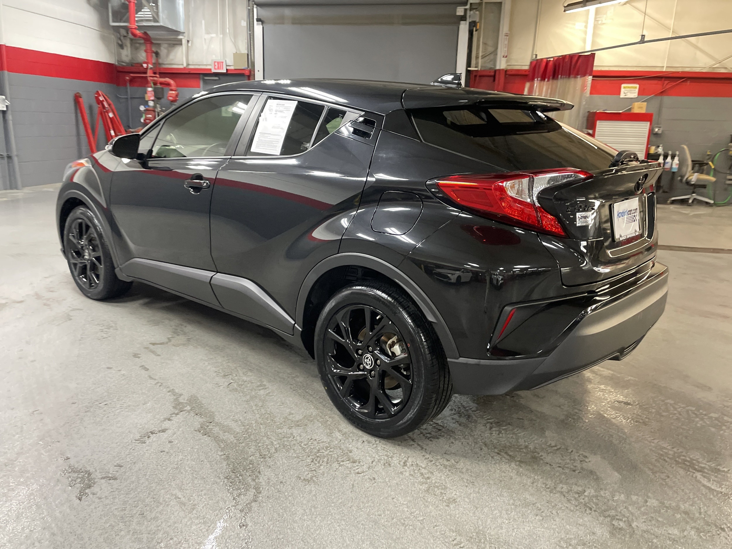 2022 Toyota C-HR Nightshade photo 3