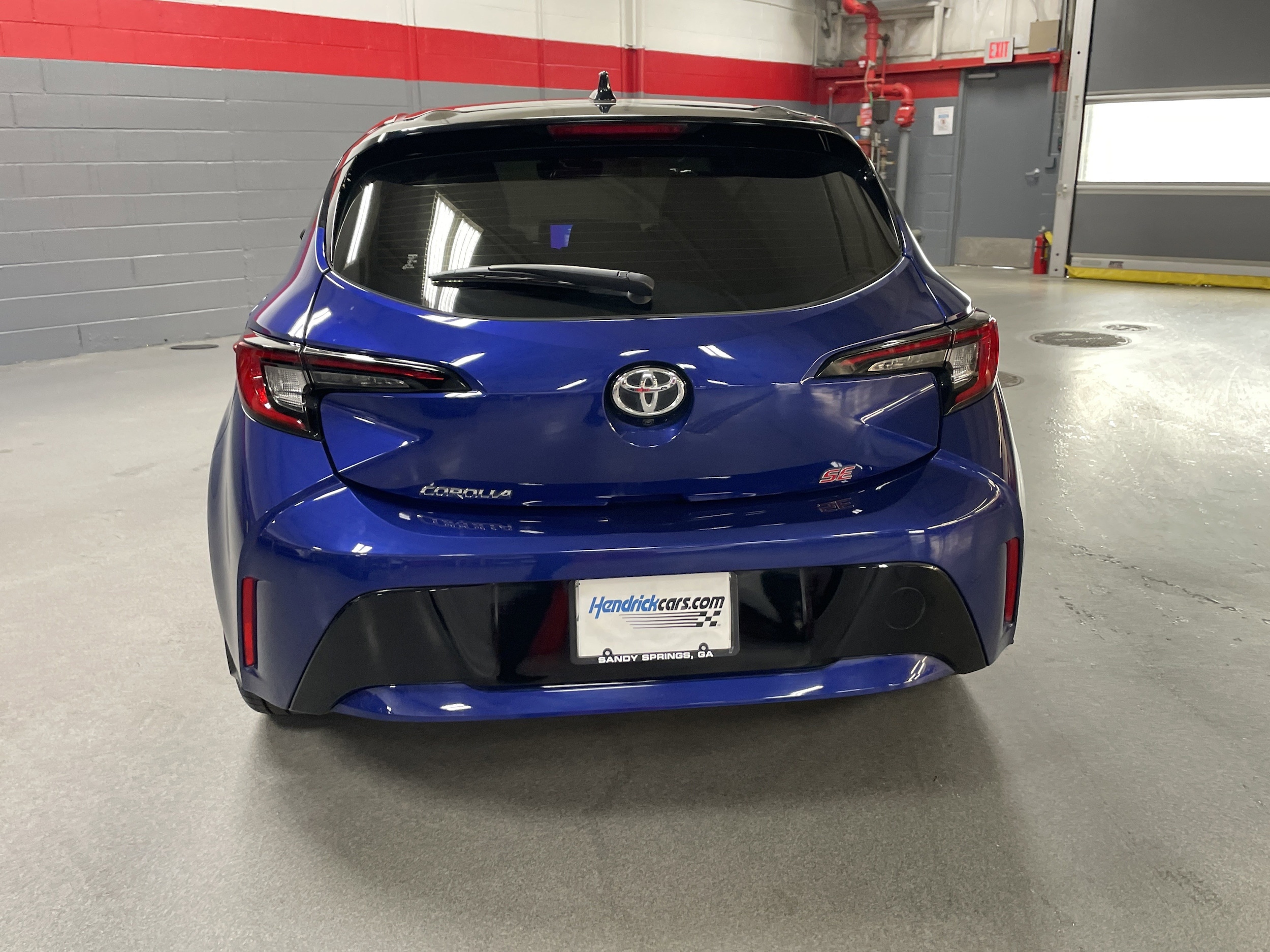 2024 Toyota Corolla Hatchback SE photo 6