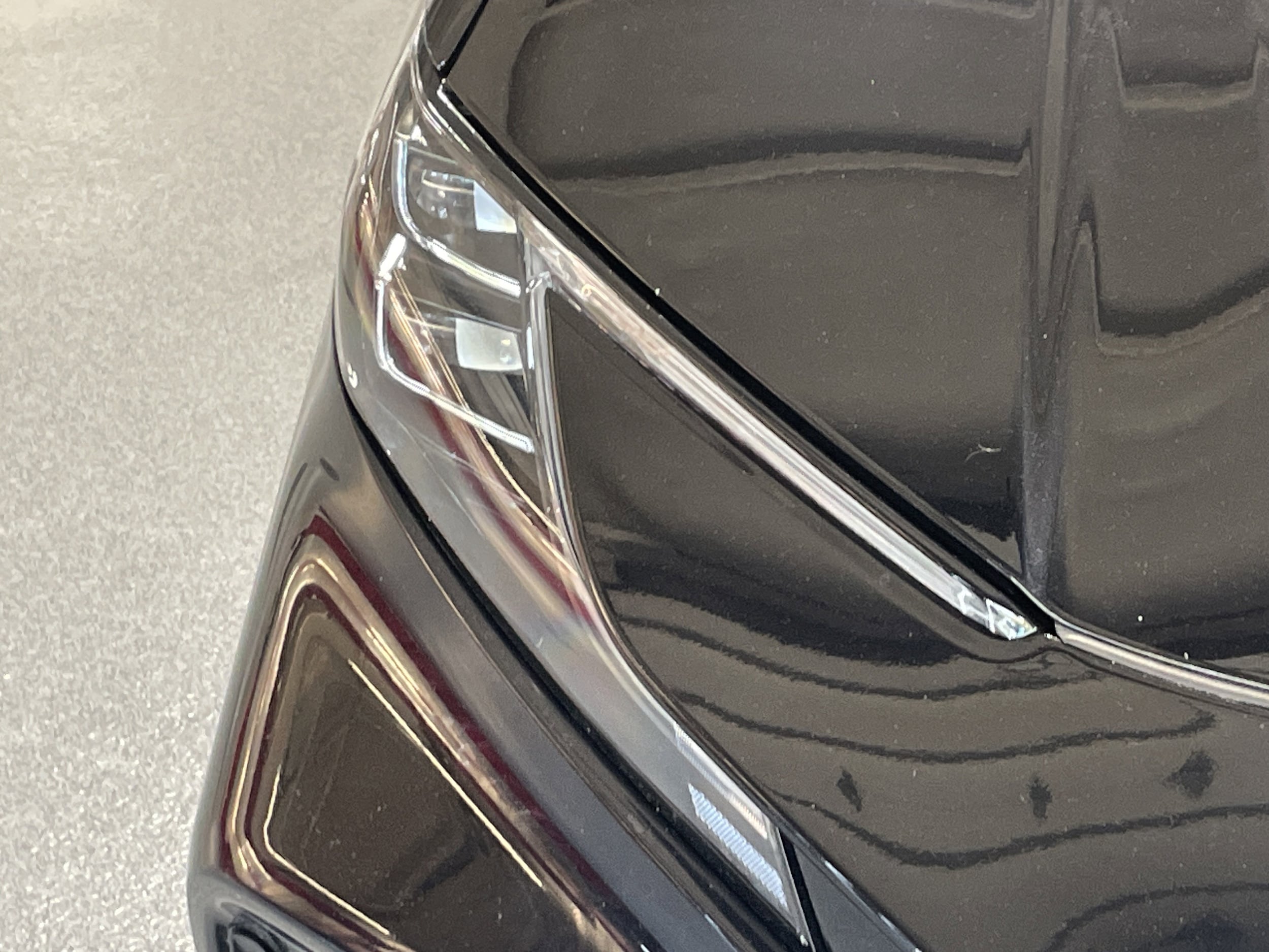 2025 Toyota Camry XLE photo 4