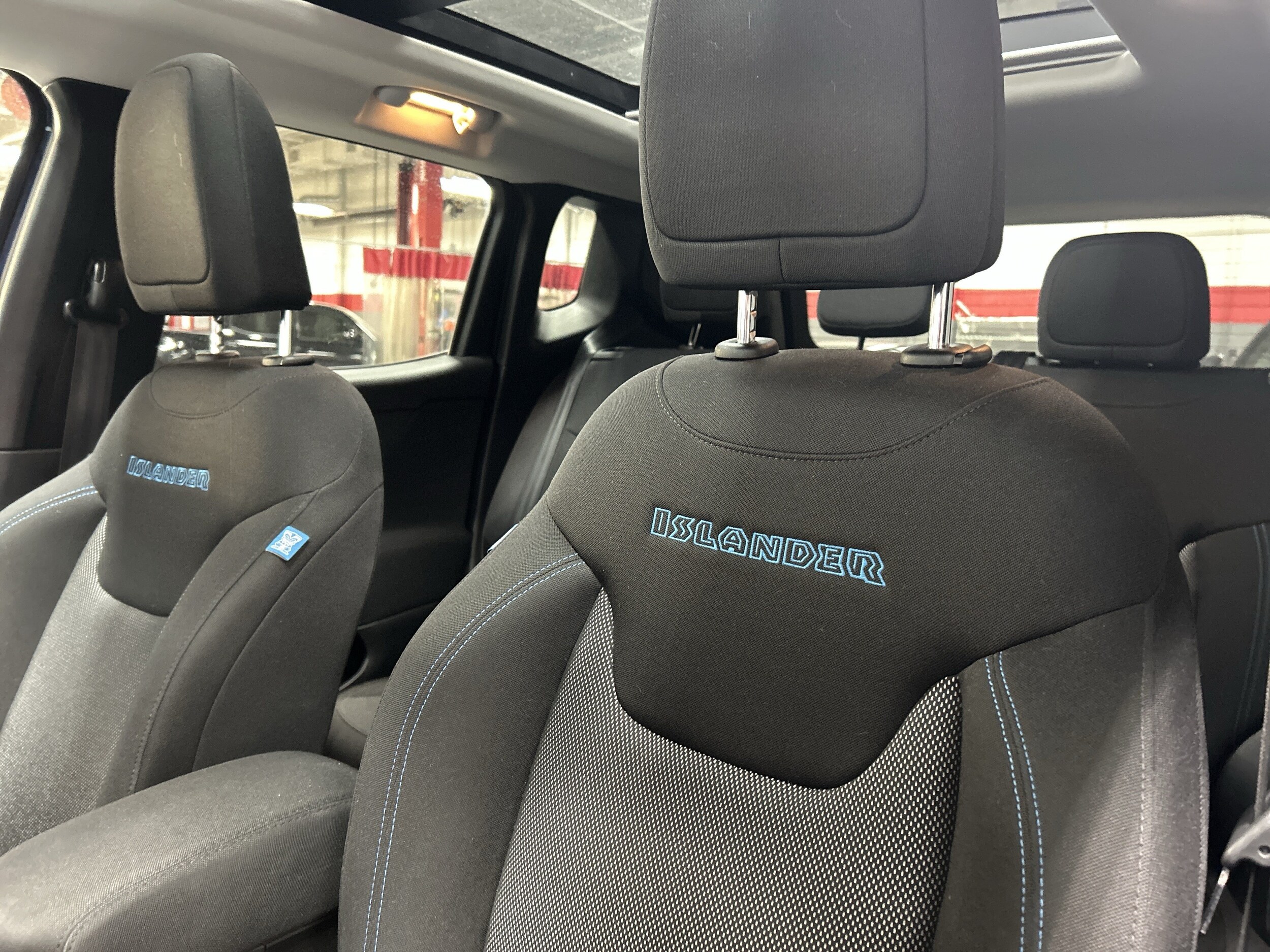 Jeep Renegade Islander