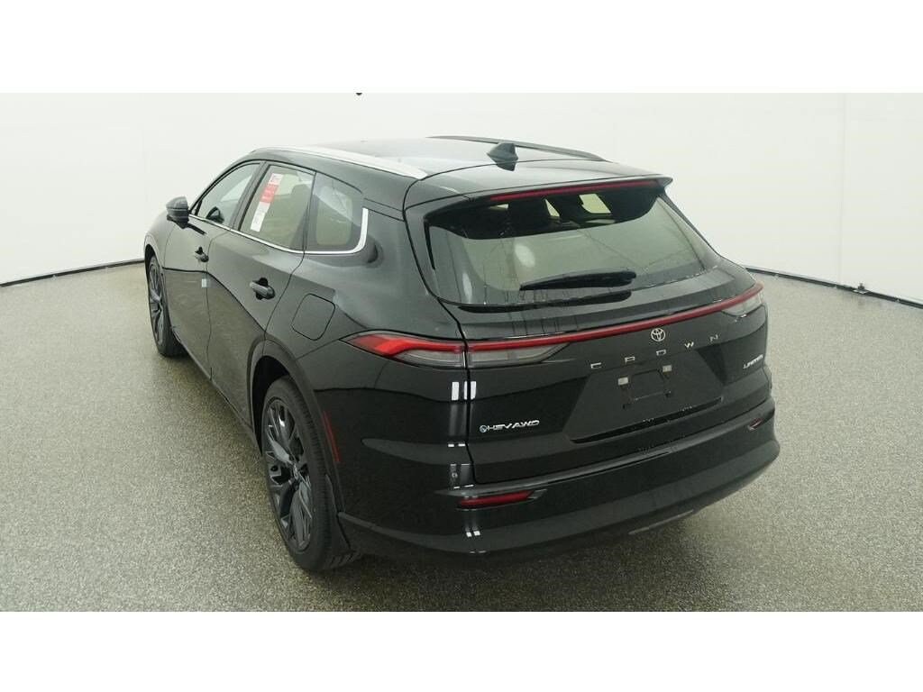 Toyota Crown Signia Limited