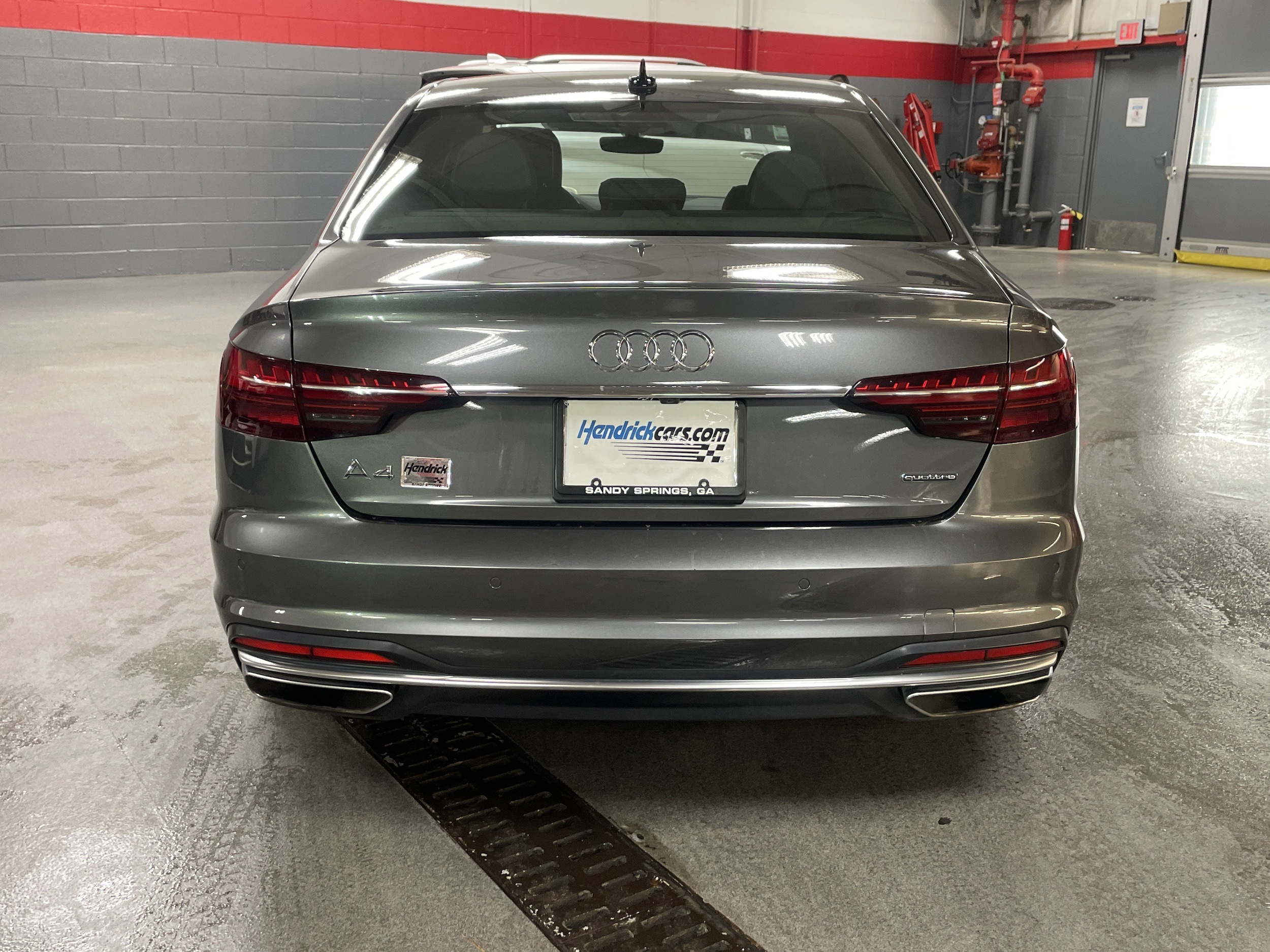 2021 Audi A4 Sedan S line Premium Plus photo 3