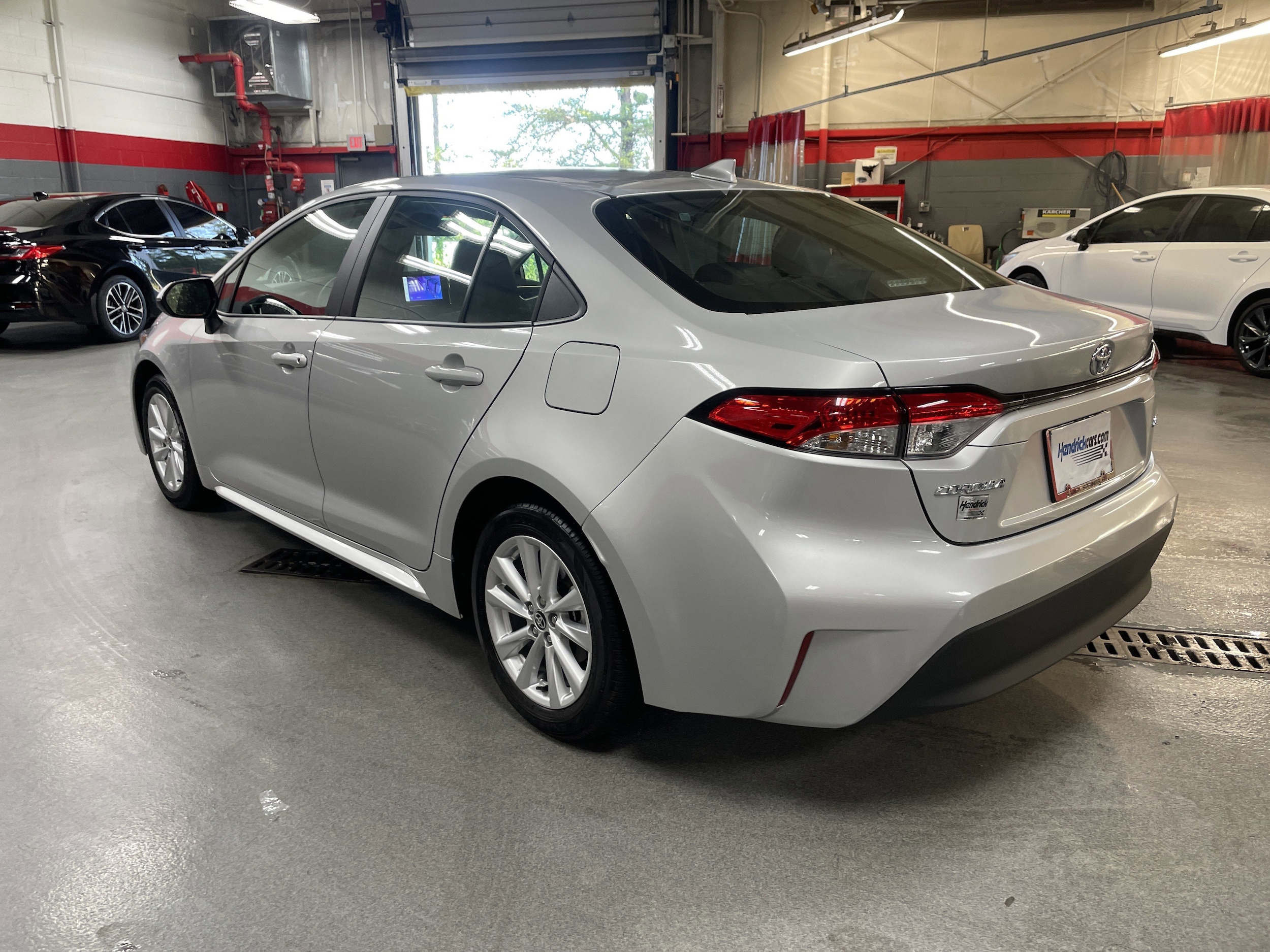 2024 Toyota Corolla LE photo 6