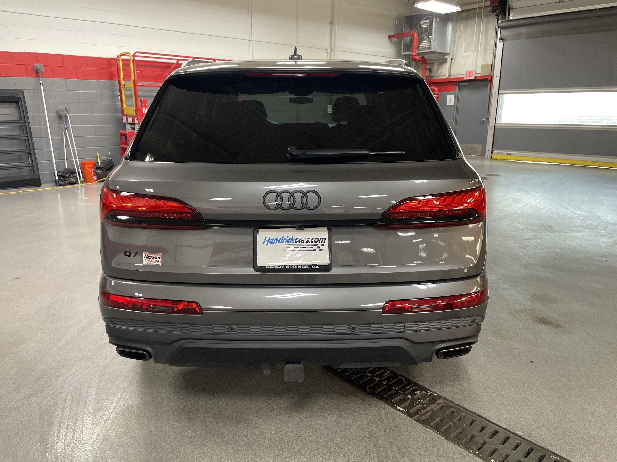 2025 Audi Q7 Premium Plus photo 3