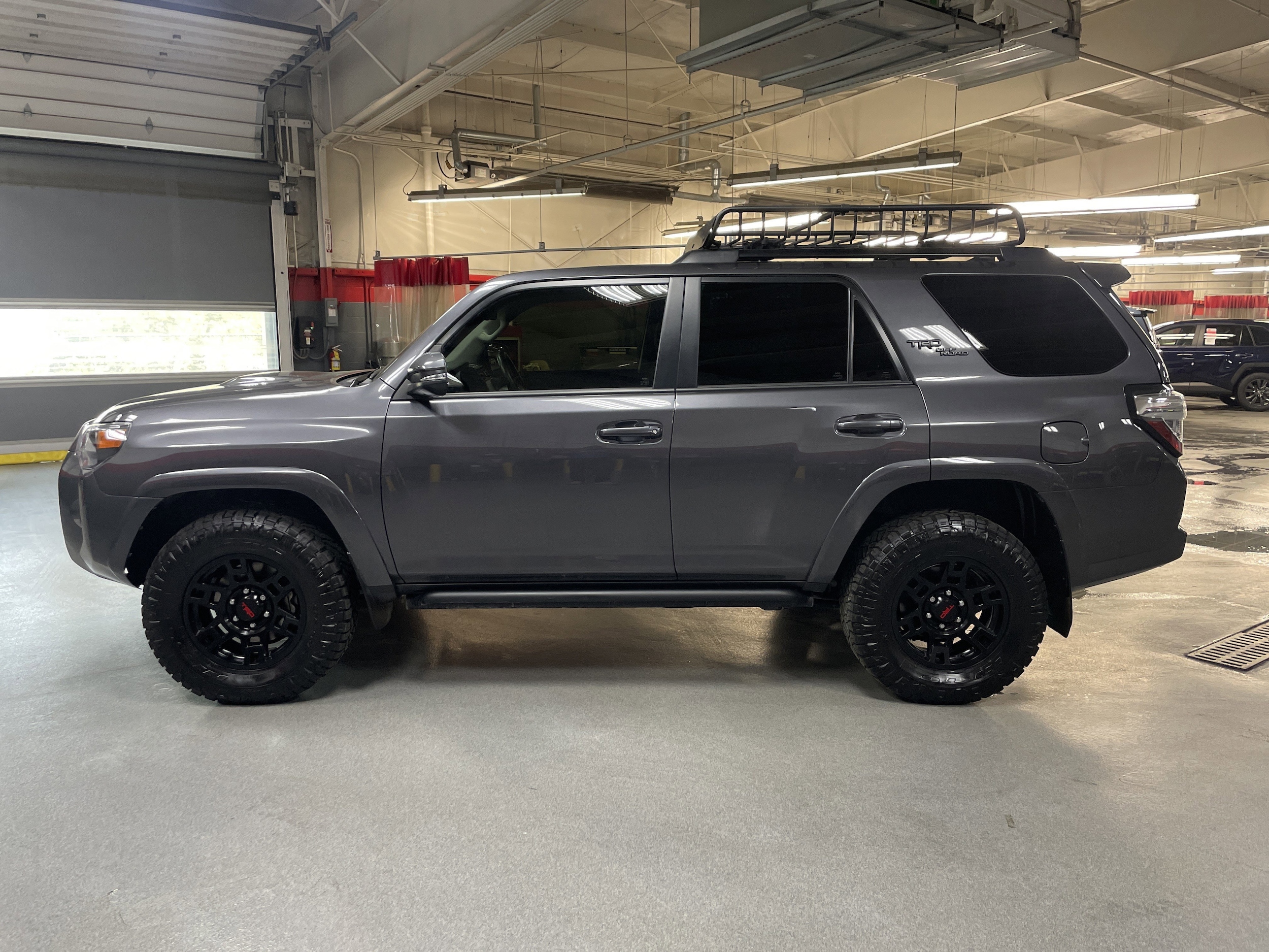 2023 Toyota 4Runner TRD Off Road Premium photo 5