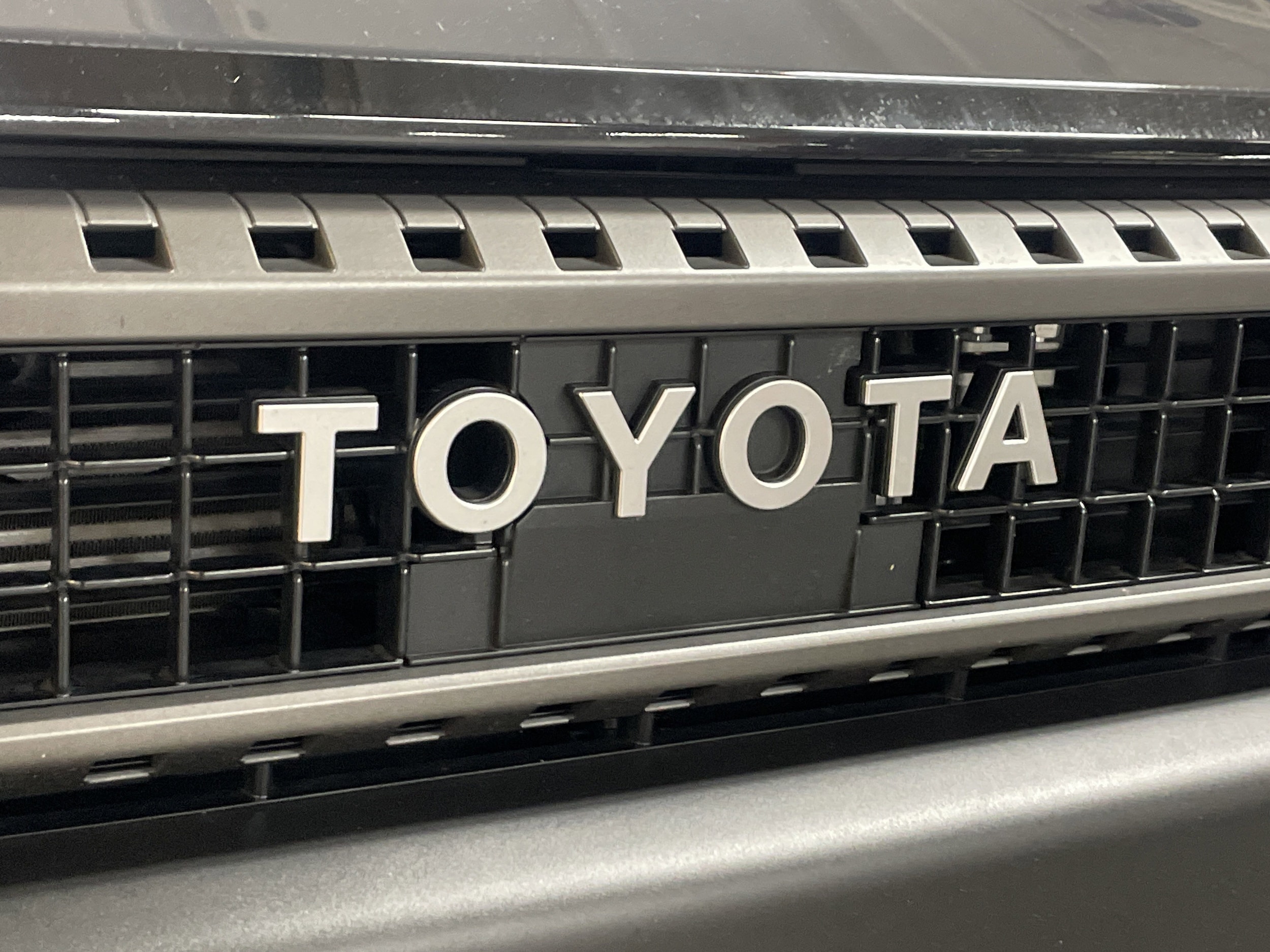 2026 Toyota Land Cruiser photo 4