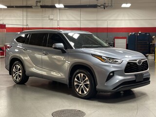 2020 Toyota Highlander XLE SUV