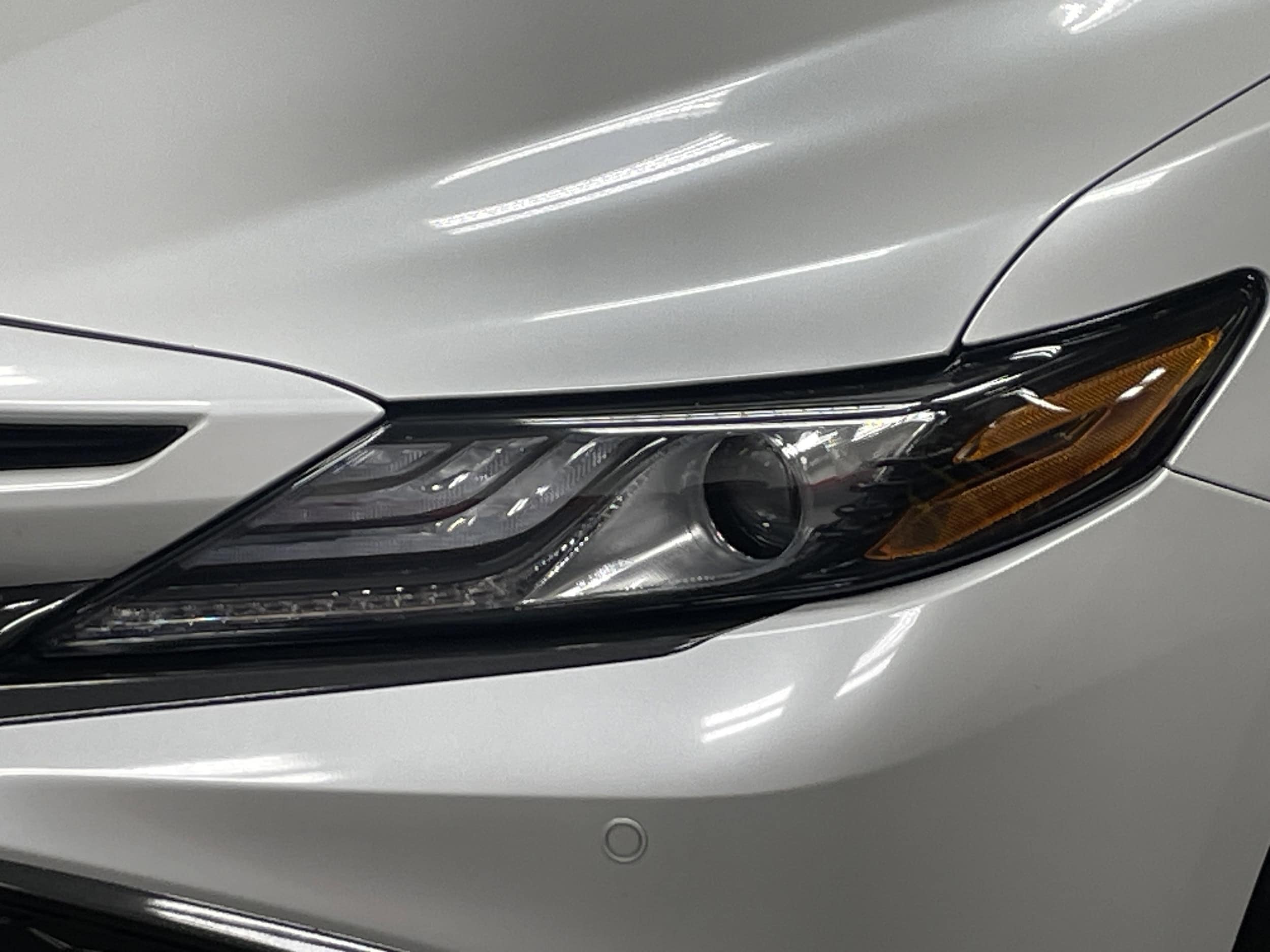 2023 Toyota Camry XSE V6 photo 4