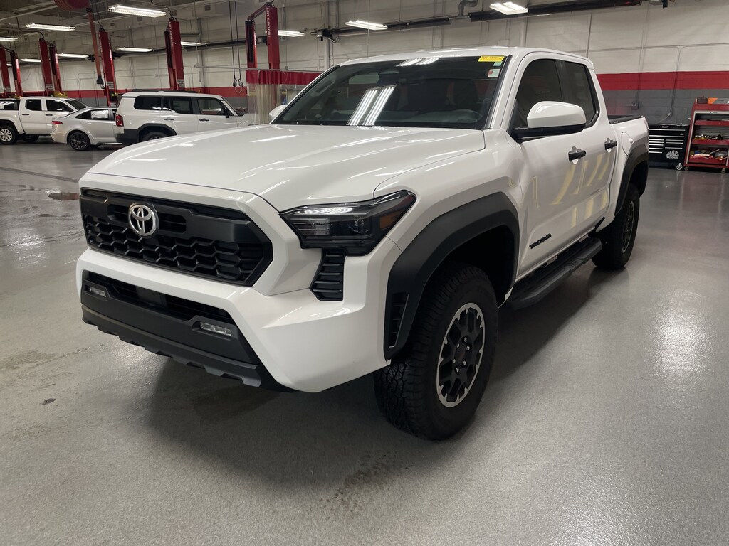 Used 2025 Toyota Tacoma 4WD TRD Off Road Pickup