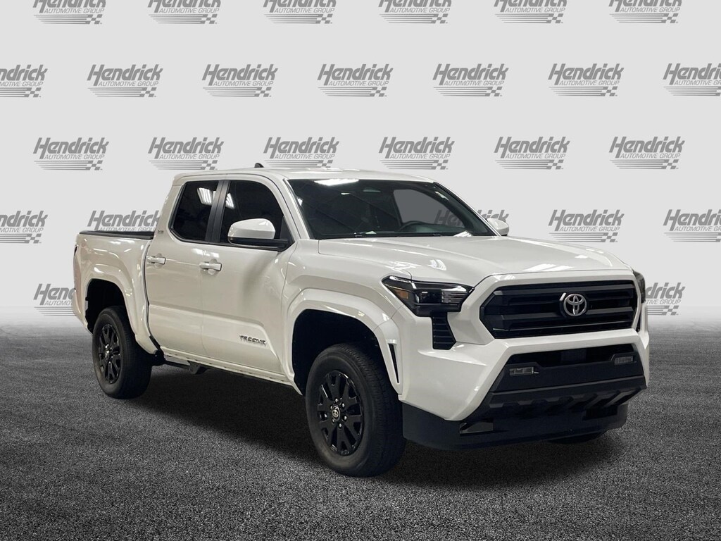 Used 2025 Toyota Tacoma 4WD SR5 Pickup