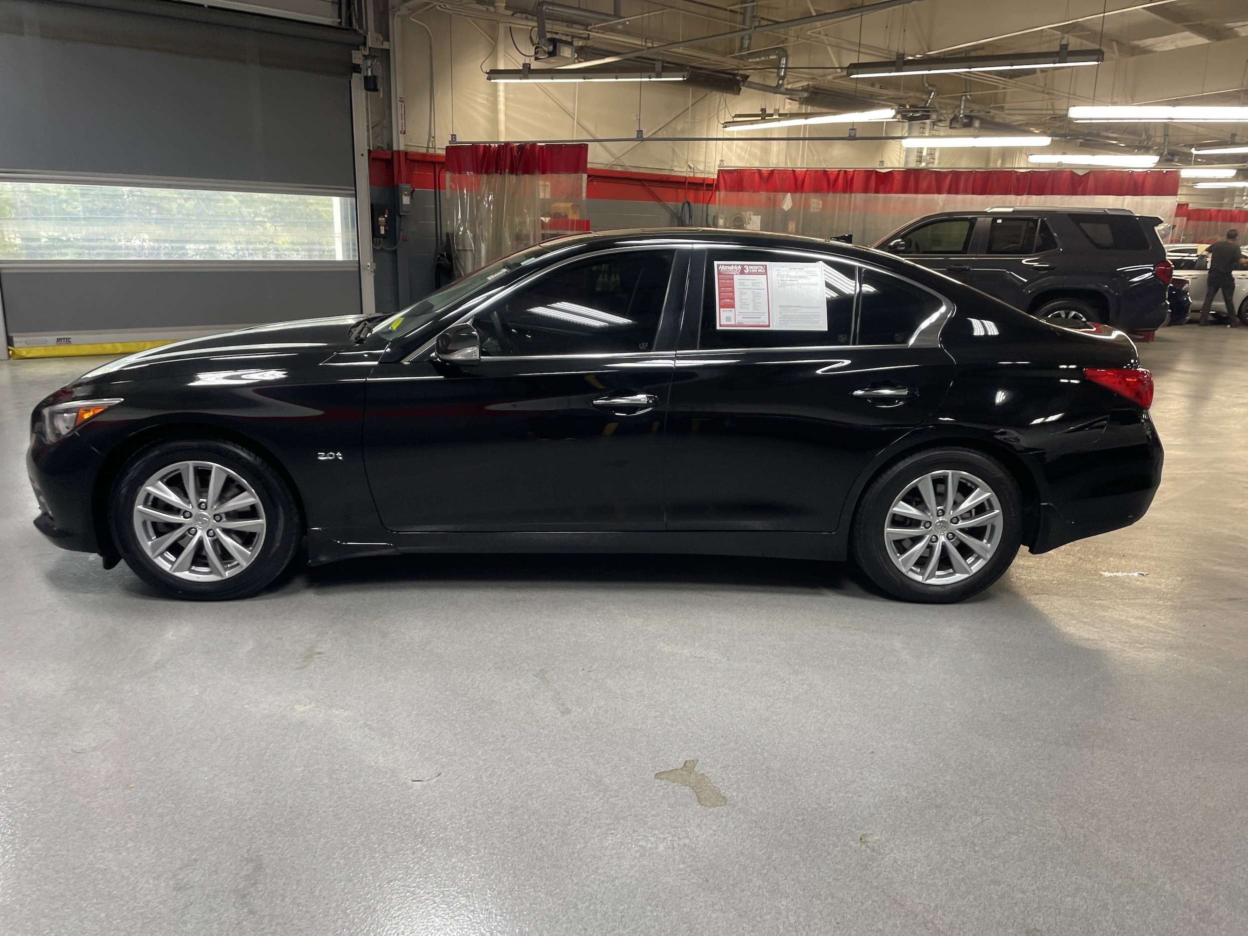 2016 INFINITI Q50 2.0t Premium photo 5