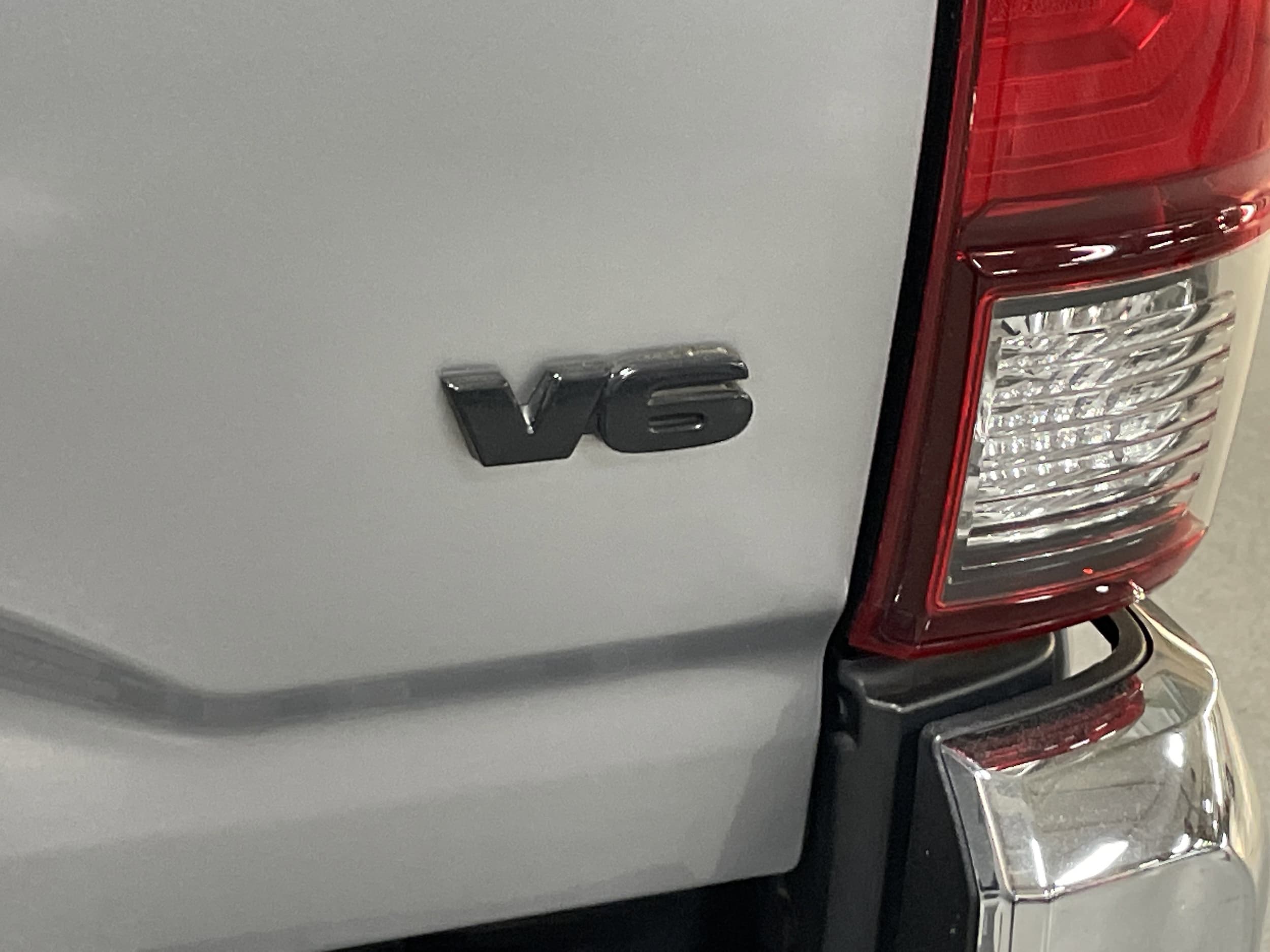 2021 Toyota Tacoma 2WD SR5 photo 6