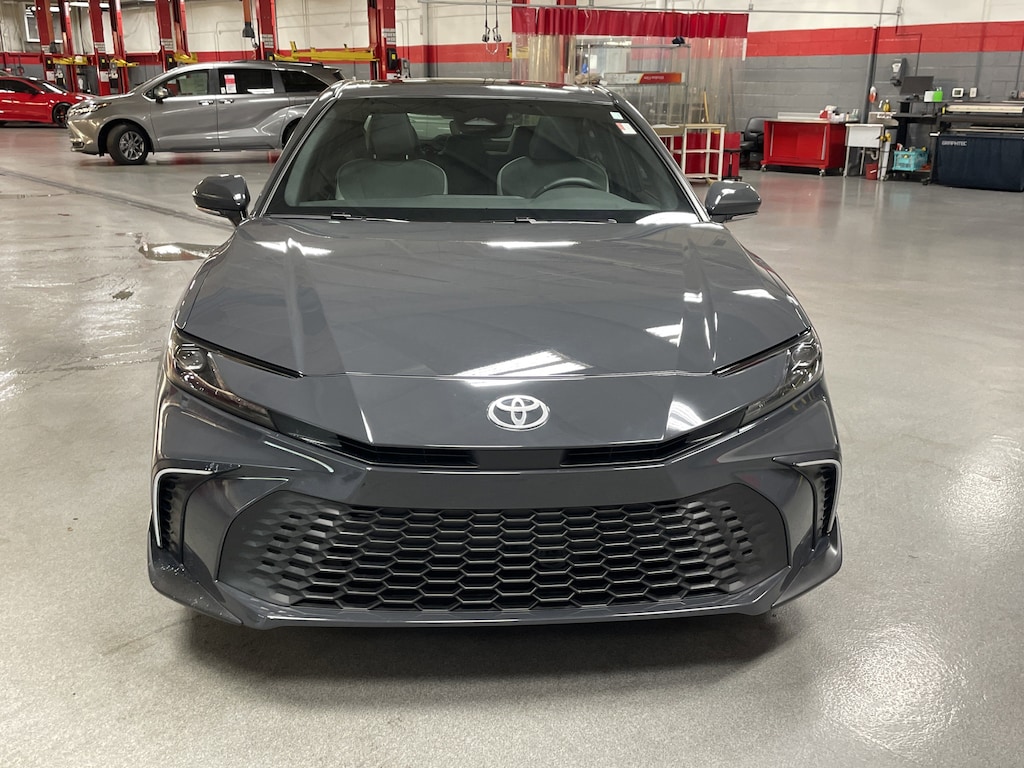 Used 2025 Toyota Camry SE Sedan
