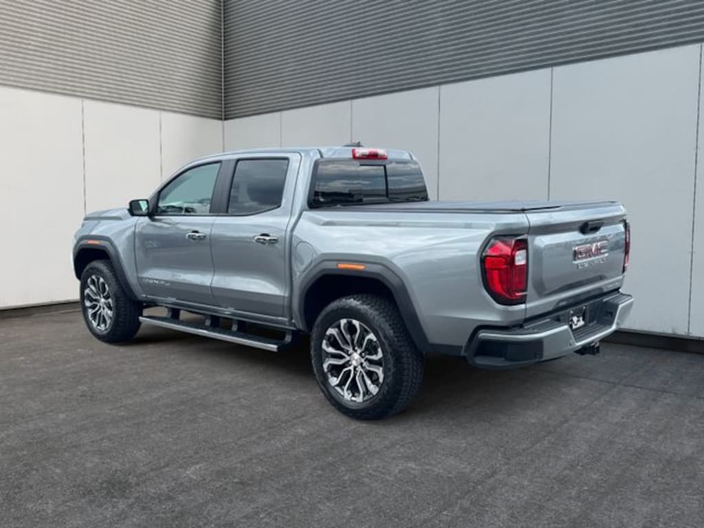 Used 2025 GMC Canyon Denali Truck Crew Cab