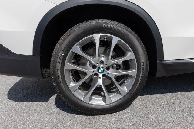2026 BMW X5 40i - Photo 10