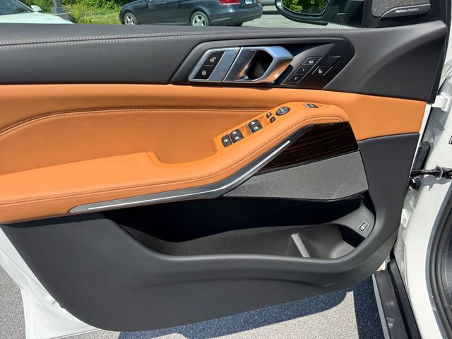 2026 BMW X5 50e - Photo 11