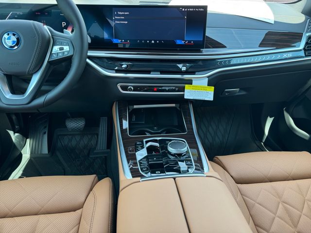 2026 BMW X5 50e - Photo 12