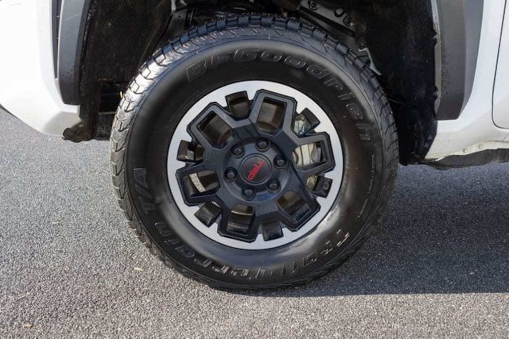 Used 2024 Toyota Tacoma TRD Off-Road Truck Double Cab