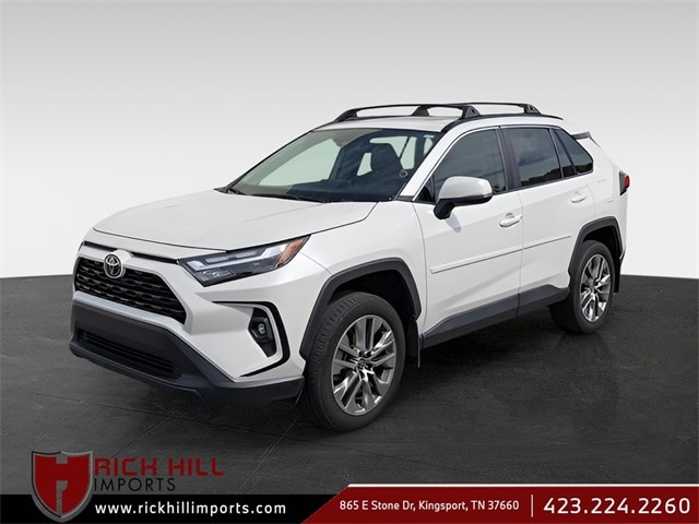 2022 Toyota RAV4 XLE Premium's photo