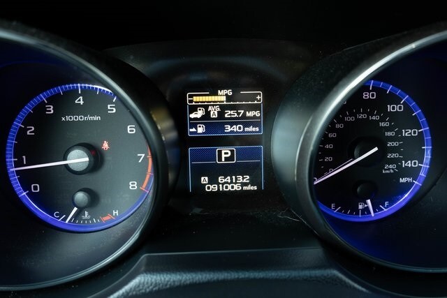 2015 Subaru Outback 2.5i photo 3