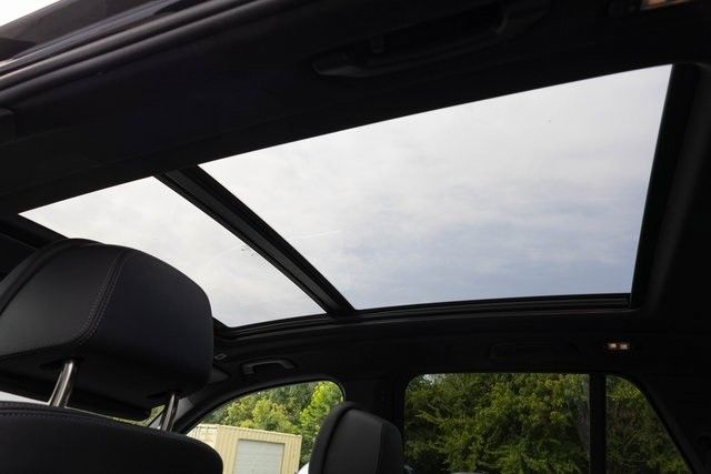 2025 BMW X5 50e - Photo 28
