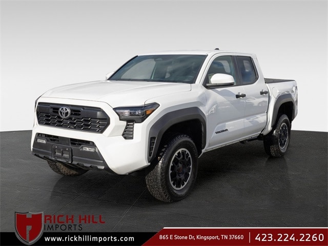 2024 Toyota Tacoma TRD Off Road's photo