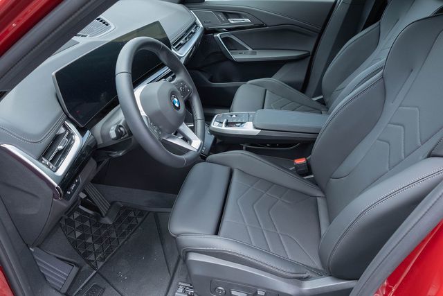 2026 BMW X1 XDrive28i - Photo 2