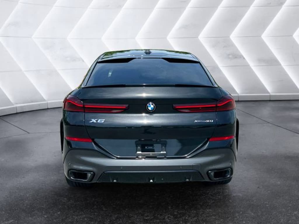New 2027 BMW X6 xDrive40i SUV