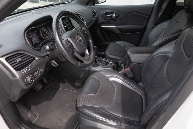 Used 2019 Jeep Cherokee High Altitude with VIN 1C4PJMDX7KD354636 for sale in Kingsport, TN