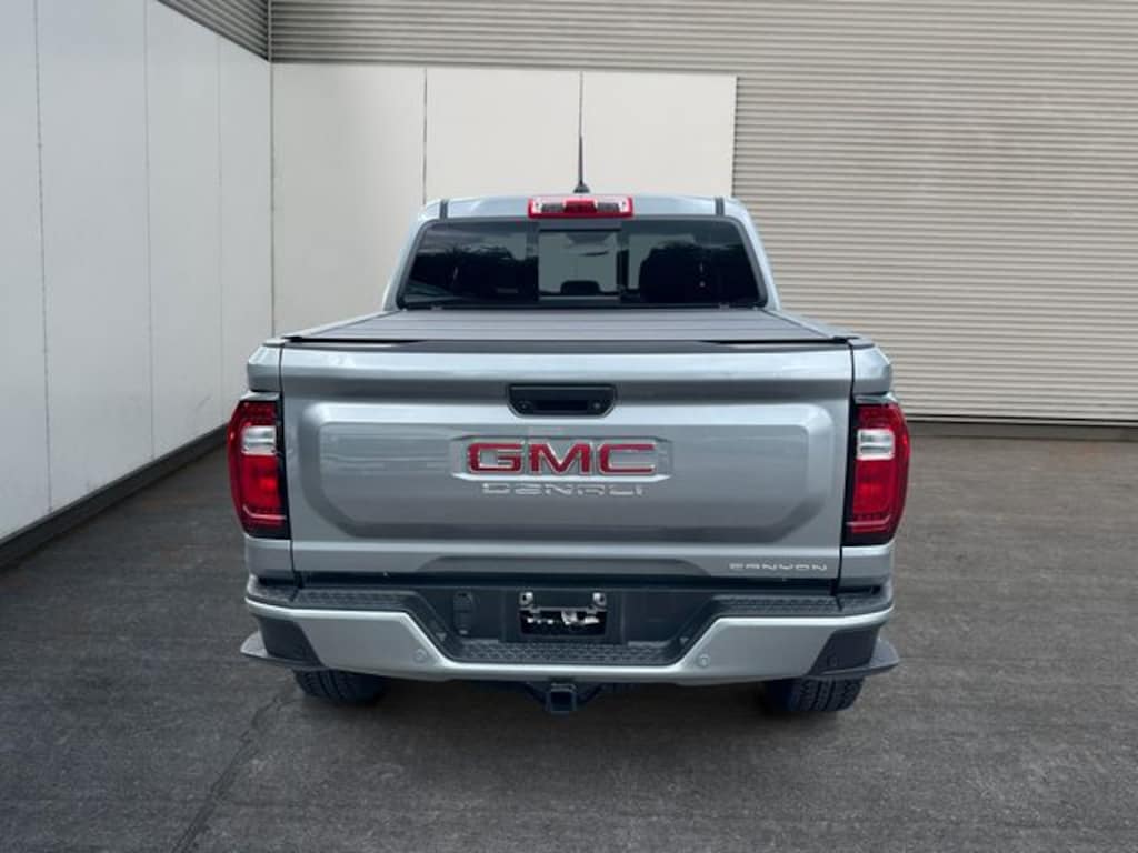 Used 2025 GMC Canyon Denali Truck Crew Cab