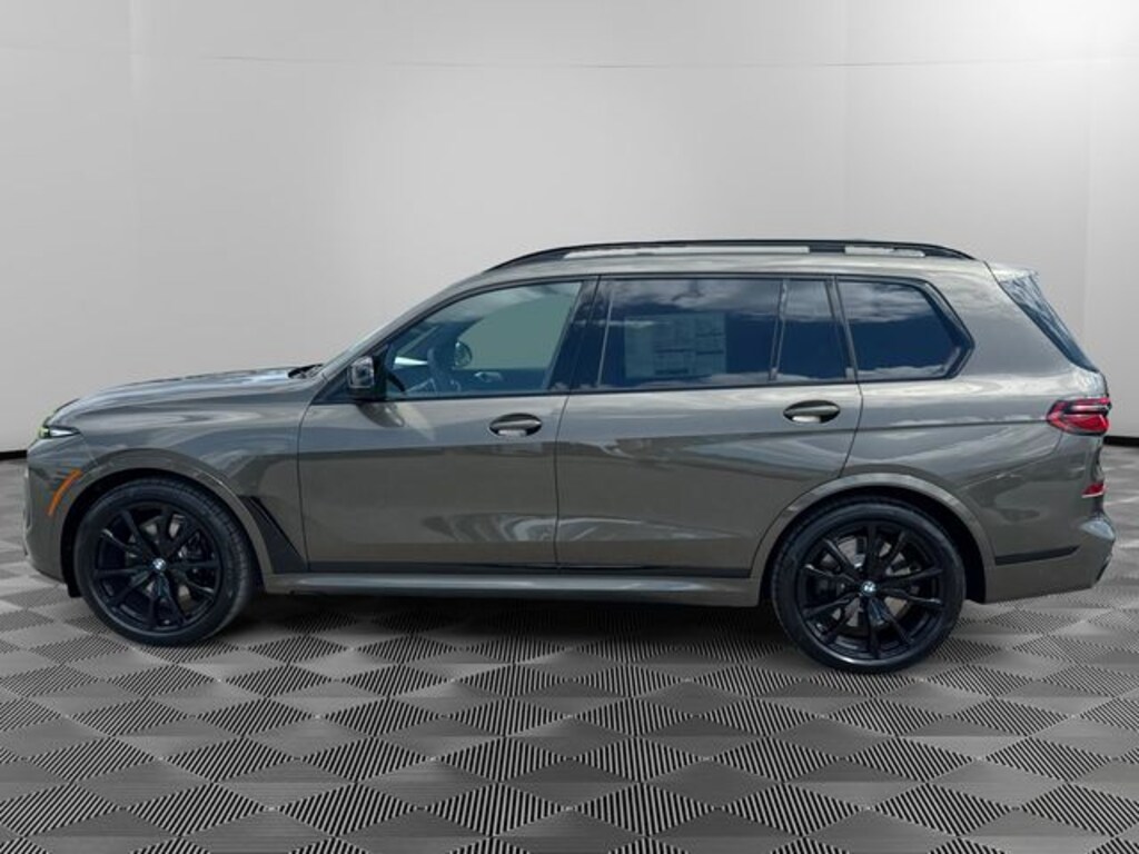 New 2027 BMW X7 M60i SUV
