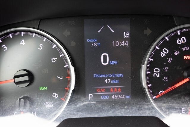 2022 Toyota RAV4 XLE Premium photo 2