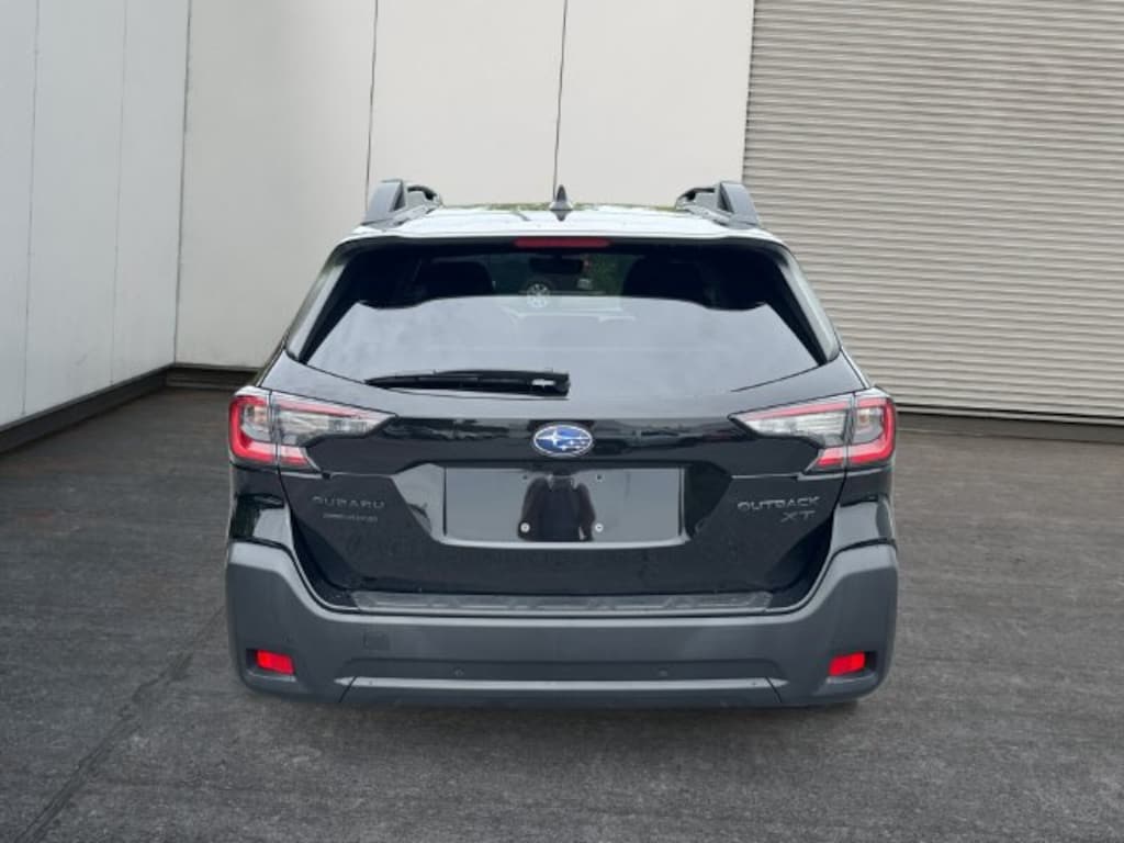 Used 2025 Subaru Outback Onyx Edition XT SUV