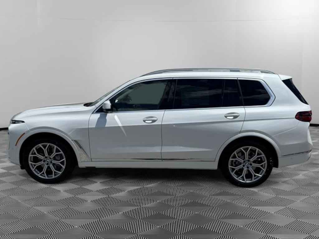 New 2027 BMW X7 xDrive40i SUV