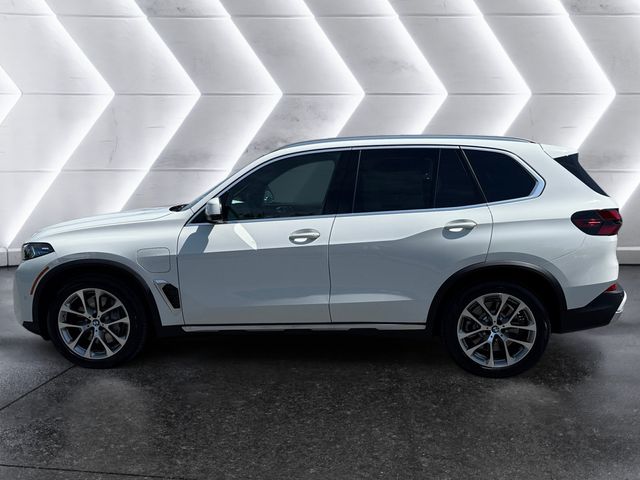 2026 BMW X5 50e - Photo 2