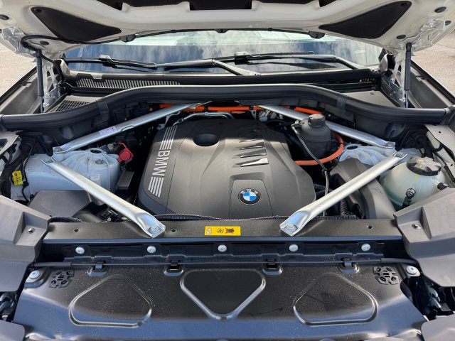 2026 BMW X5 50e - Photo 19