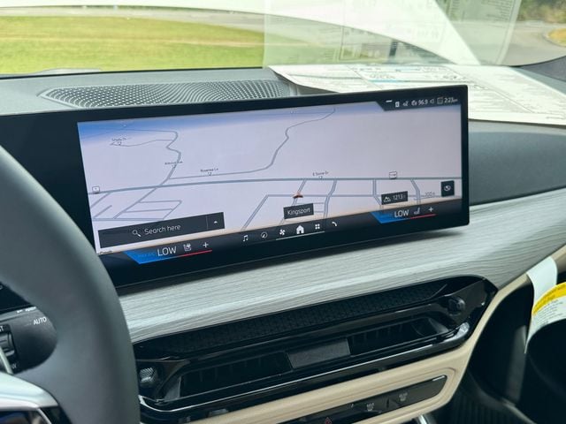 2026 BMW 3 Series 330i - Photo 20
