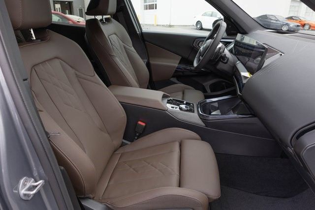 2026 BMW X3 30 - Photo 21