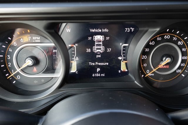 2024 Jeep Wrangler Rubicon X photo 3