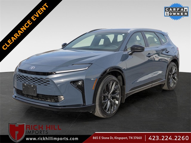 2025 Toyota Crown Signia Limited's photo